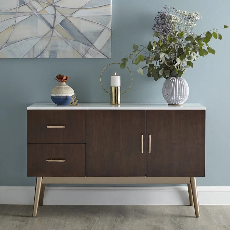 Buffet enfilade Mid-Century Modern avec tiroirs et placard – Accents dorés et pieds inclinés